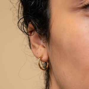 Mejuri Midi Hoops